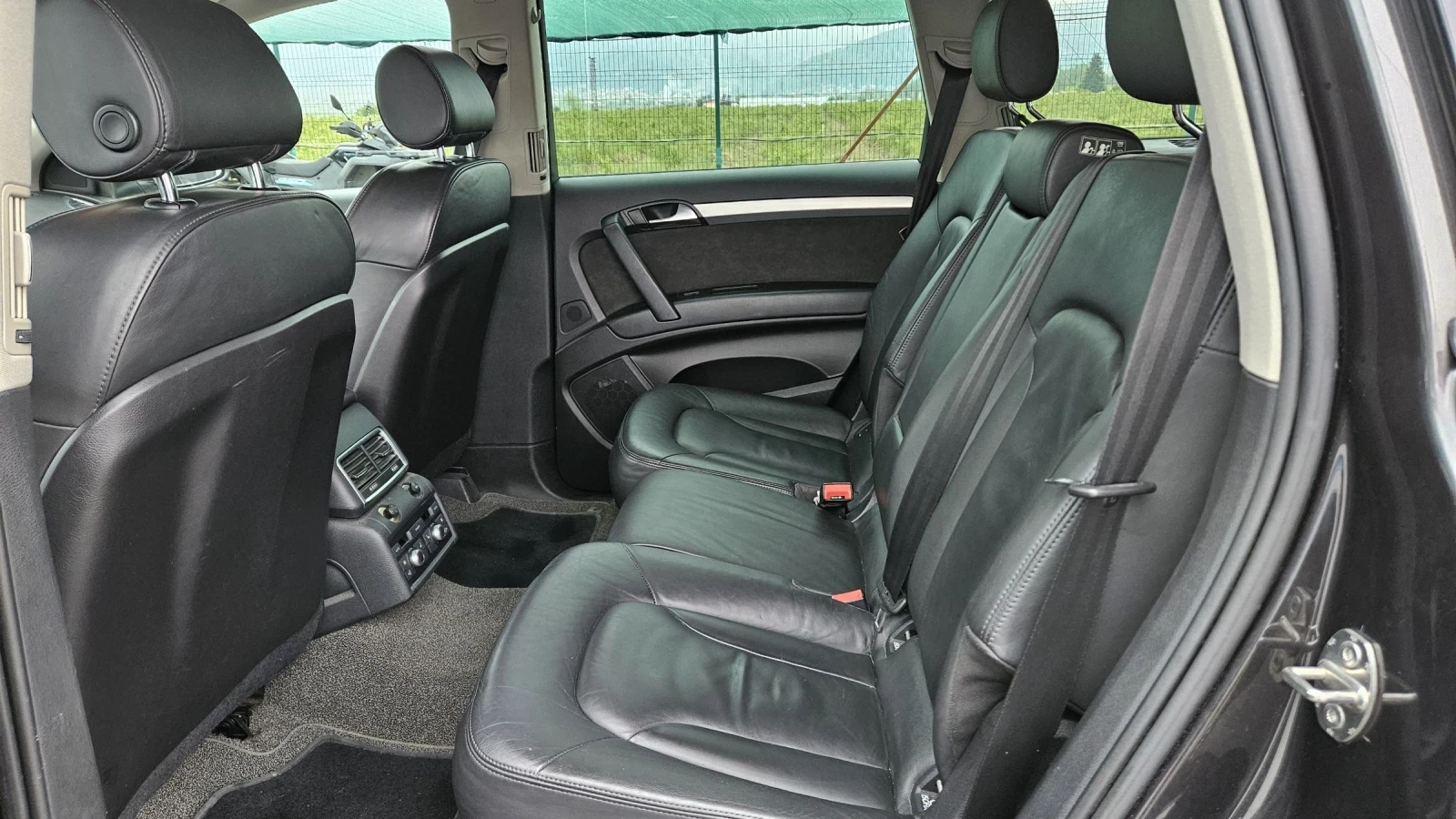 Audi Q7 4.2 TDI / S-LINE, снимка 11 - Автомобили и джипове - 54483154