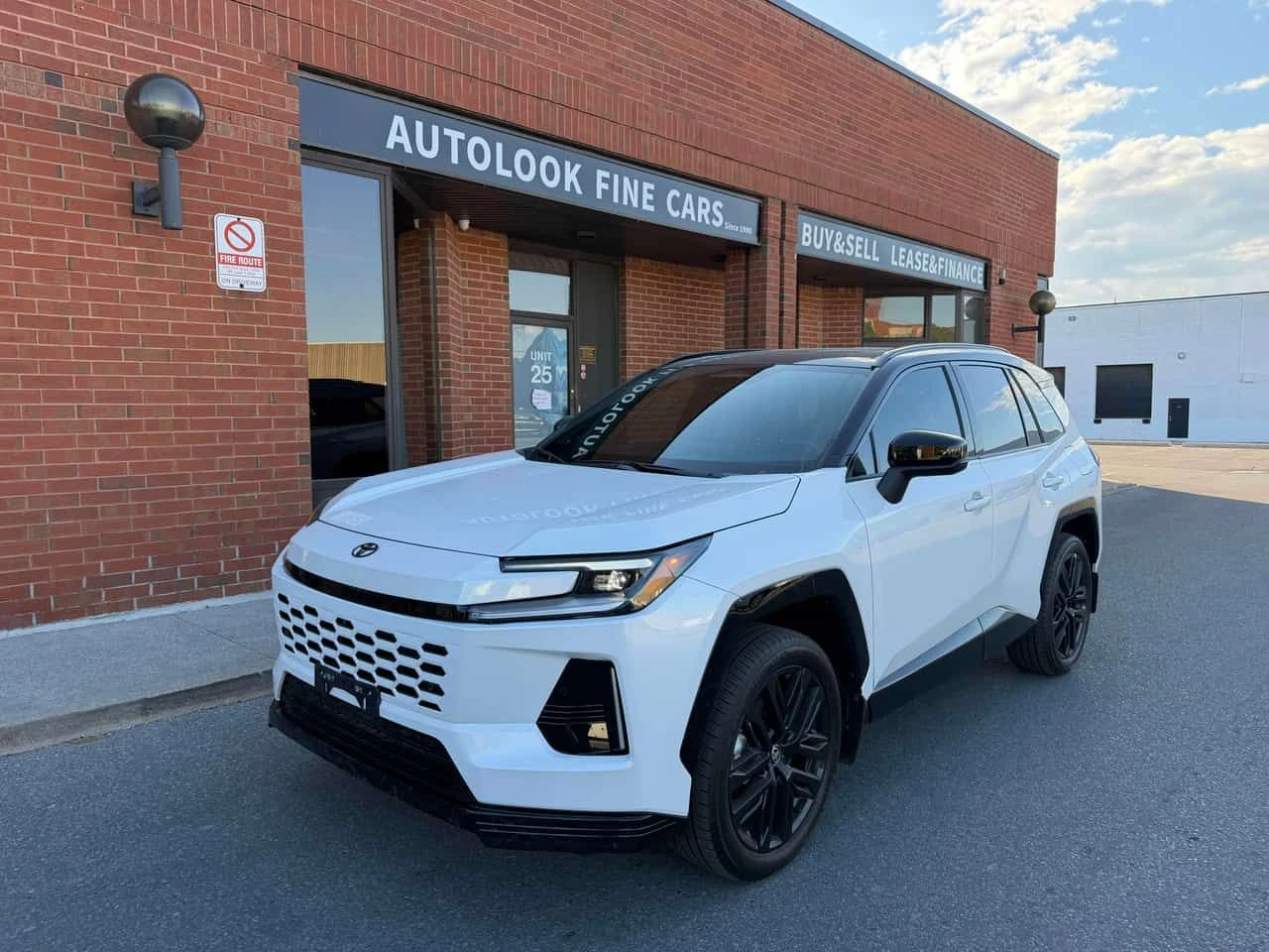 Toyota Rav4 /360/DIS/JBL/ОБДУХВАНЕ/АВТОКРЕДИТ