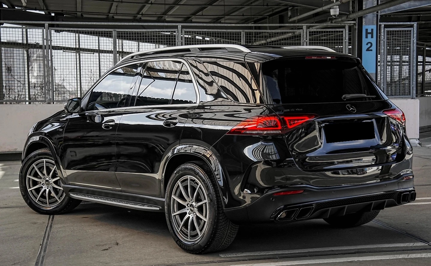 Mercedes-Benz GLE 53 4MATIC + AMG, снимка 3 - Автомобили и джипове - 55060504