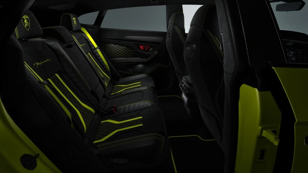 Lamborghini Urus SE PERFORMANTE/ NEW/ AKRAPOVIČ/ B&O/ HUD/ CER, снимка 9 - Автомобили и джипове - 55142373