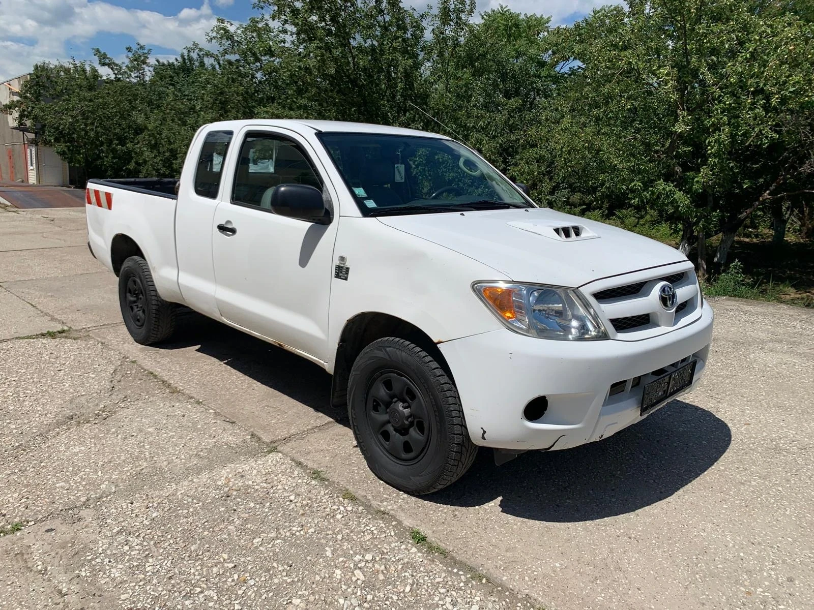 Toyota Hilux 2.5 Diesel 4x4 N1, снимка 3 - Автомобили и джипове - 55192293
