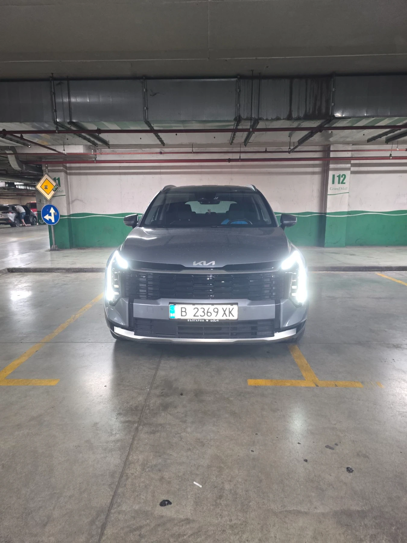 Kia Sportage 1.6 Hybrid-6AT, снимка 4 - Автомобили и джипове - 56089749