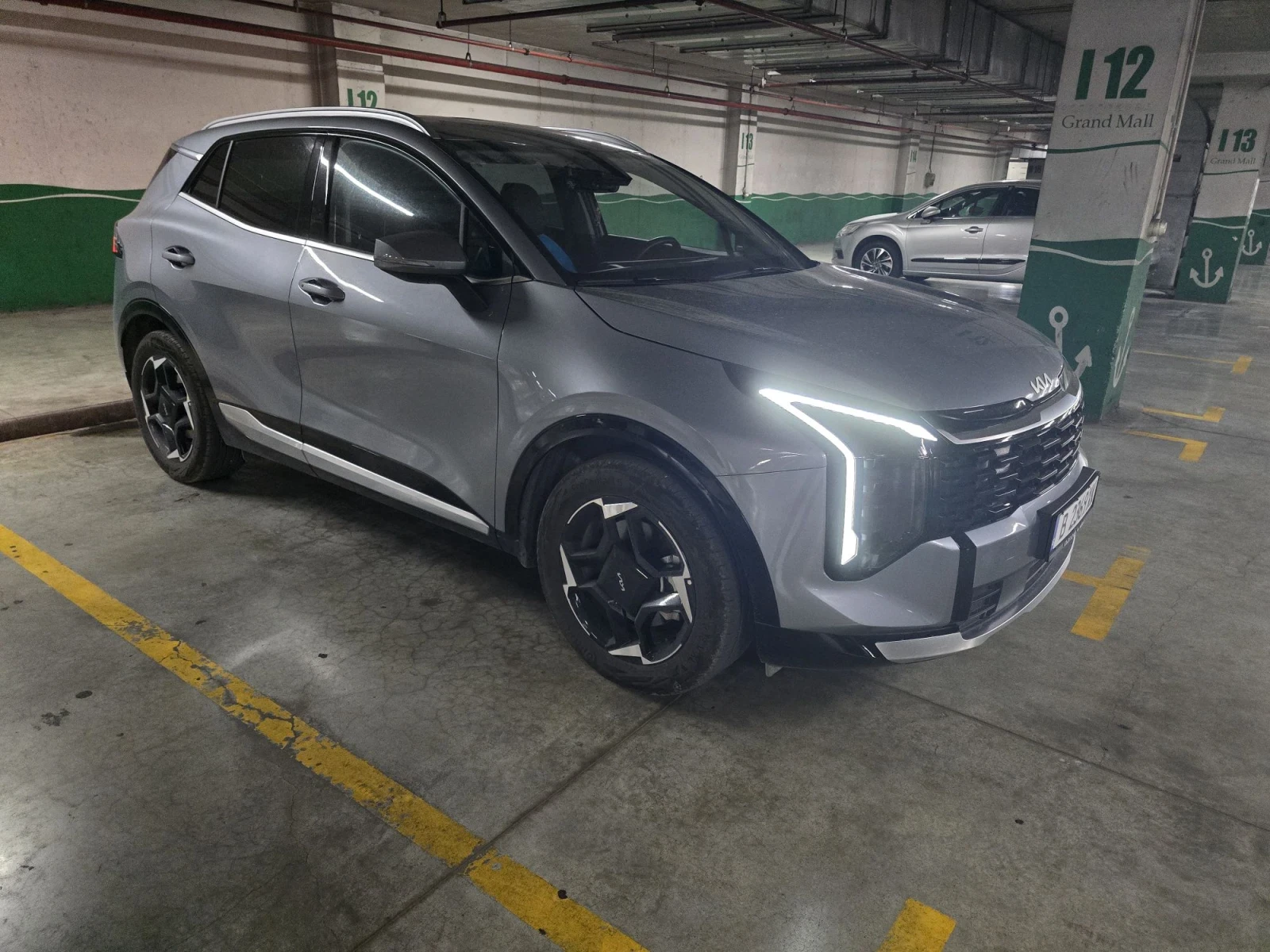Kia Sportage 1.6 Hybrid-6AT, снимка 9 - Автомобили и джипове - 56089749