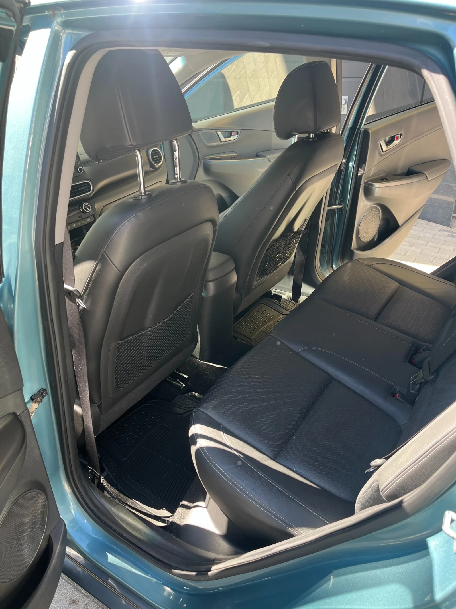 Hyundai Kona 1.6 T-GDI, снимка 11 - Автомобили и джипове - 56123974