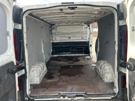 Renault Trafic, снимка 12 - Бусове и автобуси - 53694688