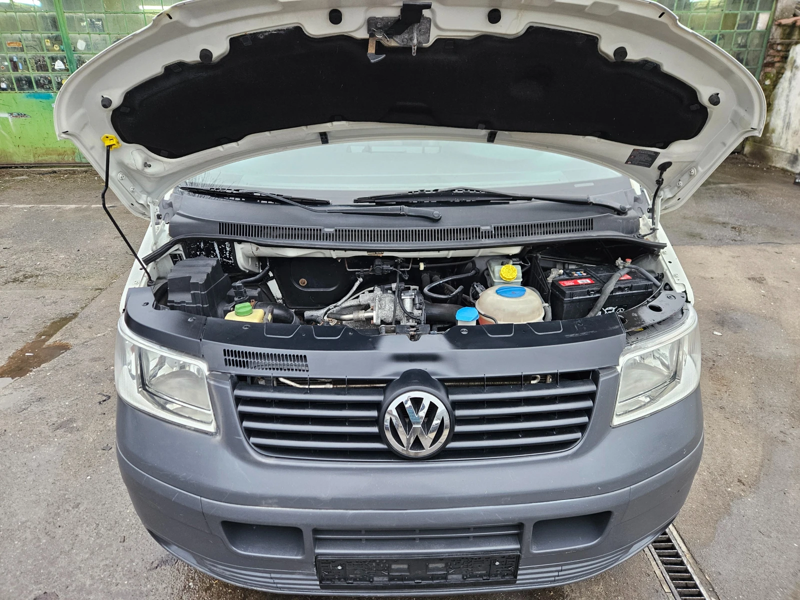 VW Transporter 1.9TDI MAXI - изображение 9