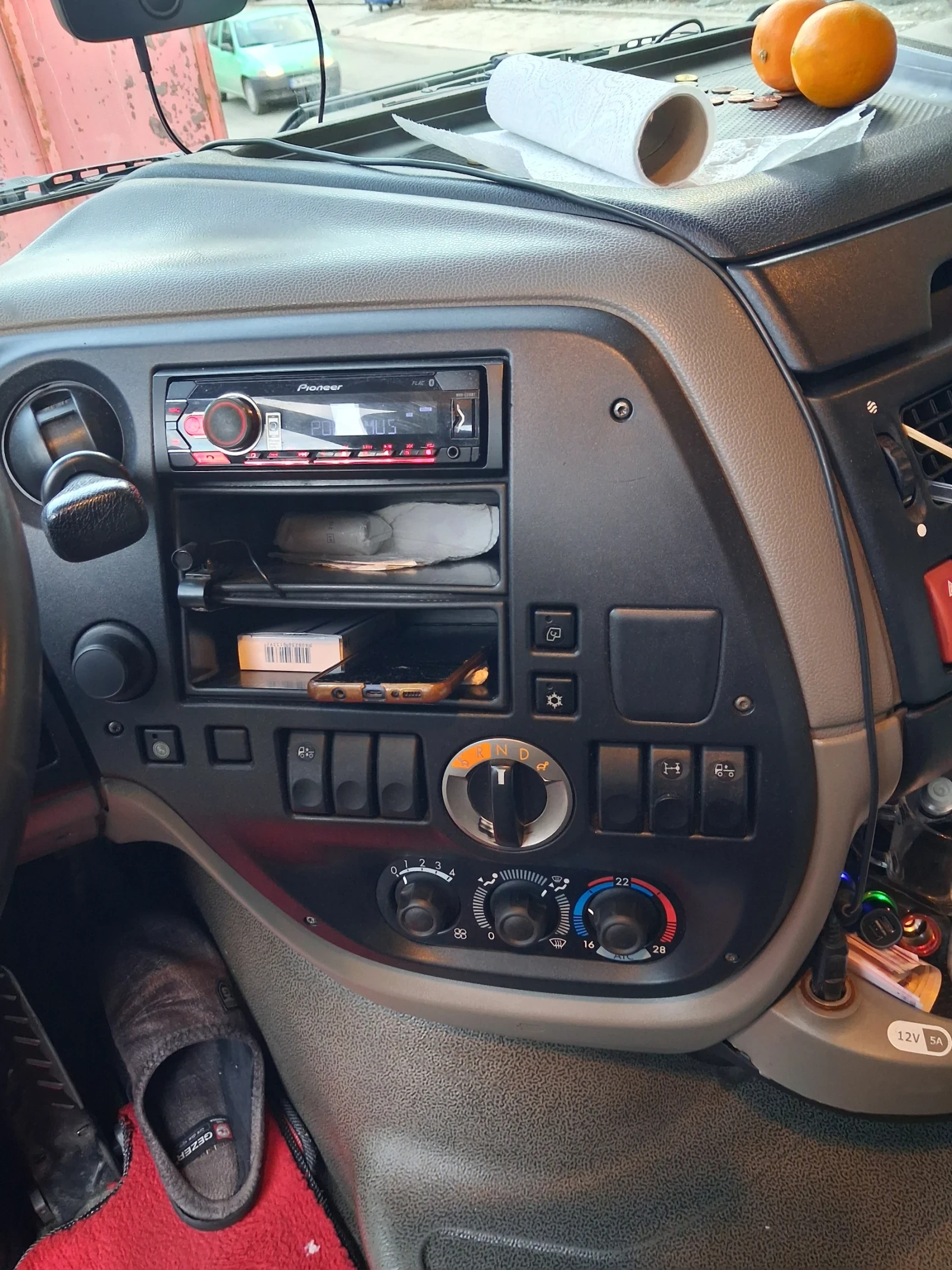 Daf XF 105  - изображение 10