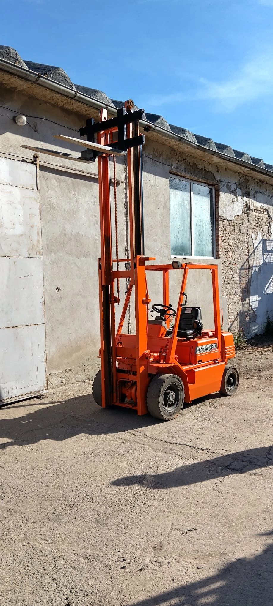 Мотокар Komatsu  FG20* LIZING!!!