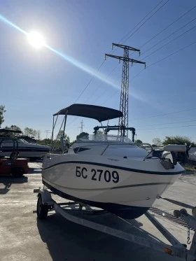 Лодка Quicksilver 455 cabin, снимка 1