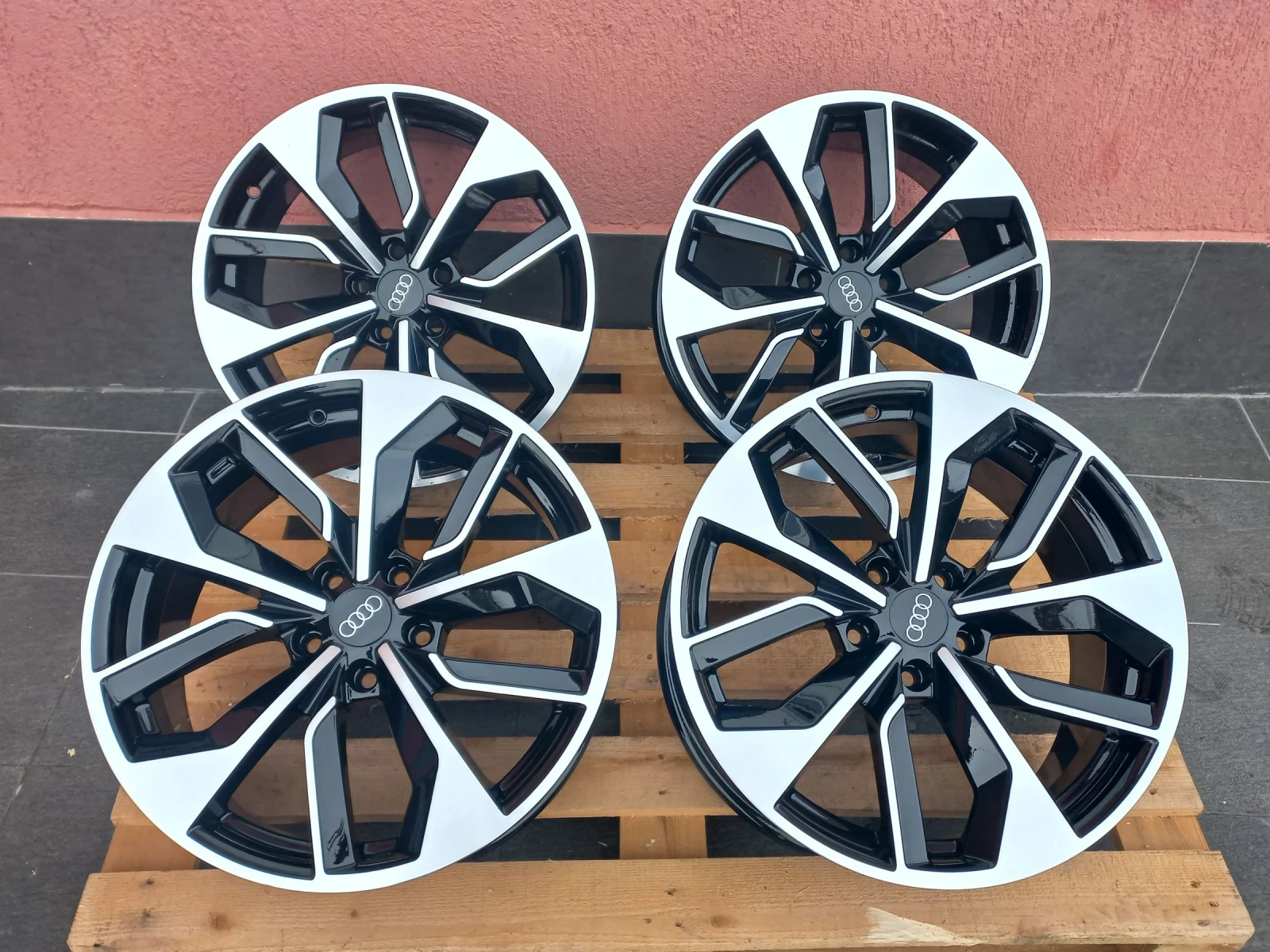 Джанти за Audi, снимка 4 - Гуми и джанти - 54089713