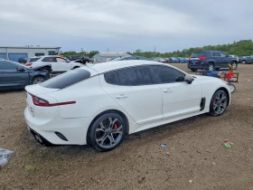 Kia Stinger 3.3l Gt, снимка 3