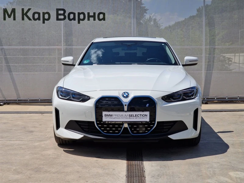 BMW i4 eDrive40 Гран Купе, снимка 8 - Автомобили и джипове - 41397041