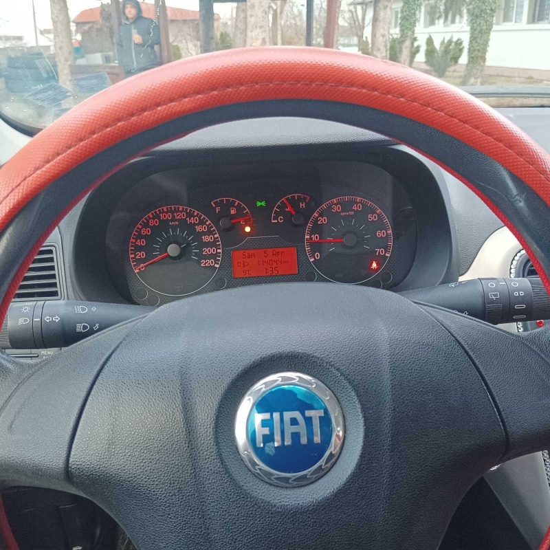 Fiat Punto, снимка 4 - Автомобили и джипове - 45421729