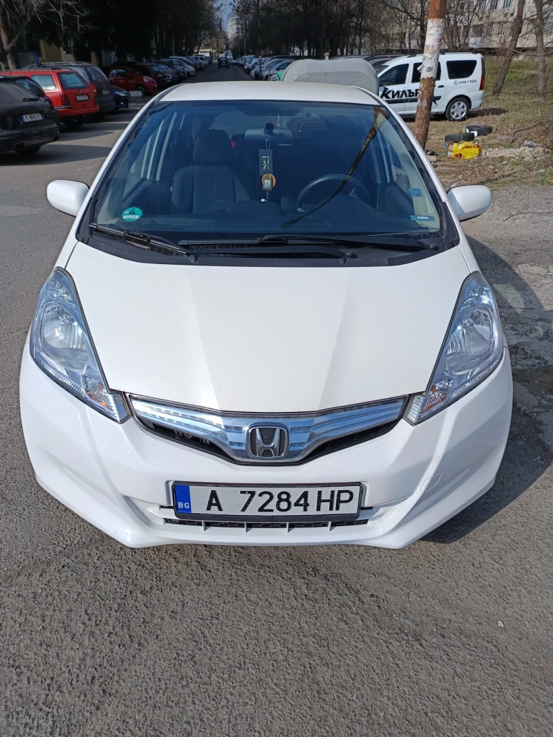 Honda Jazz Хибрид , снимка 1 - Автомобили и джипове - 48685060