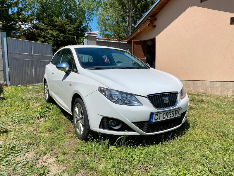 Seat Ibiza 1.4 с газов инжекцион, снимка 1 - Автомобили и джипове - 47904657