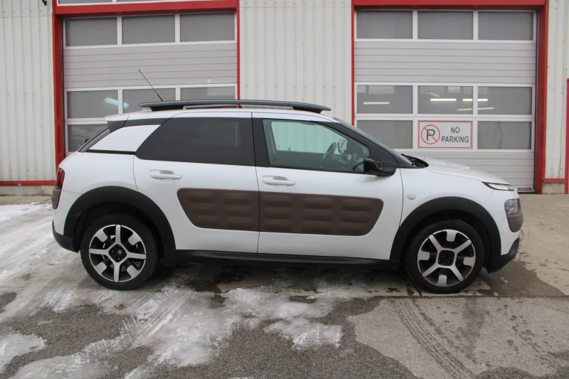 Citroen C4 Cactus 1.6 HDI EURO 6, снимка 4 - Автомобили и джипове - 48726442