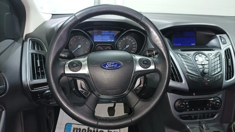 Ford Focus 1.6 i, снимка 11 - Автомобили и джипове - 48966561