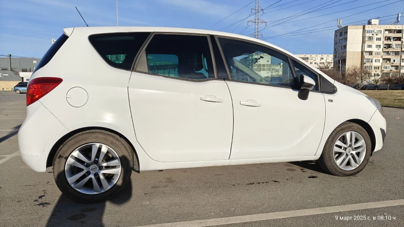 Opel Meriva B, снимка 12 - Автомобили и джипове - 49439566