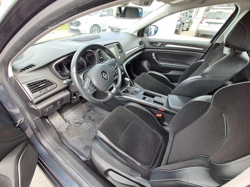 Renault Megane 1.5 DCi 115k.c., снимка 11 - Автомобили и джипове - 51189790
