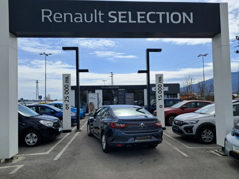 Renault Megane 1.5 DCi 115k.c., снимка 4 - Автомобили и джипове - 51189790