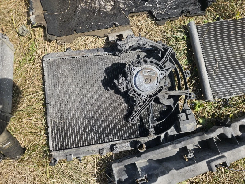 Citroen DS3 1, 6 hdi, снимка 13 - Автомобили и джипове - 52285616