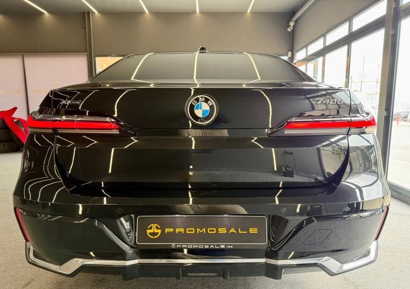 BMW 740 D* Xdrive* Bowers&Wilkins* Лизинг* Pano Sky Lounge, снимка 5 - Автомобили и джипове - 51879184
