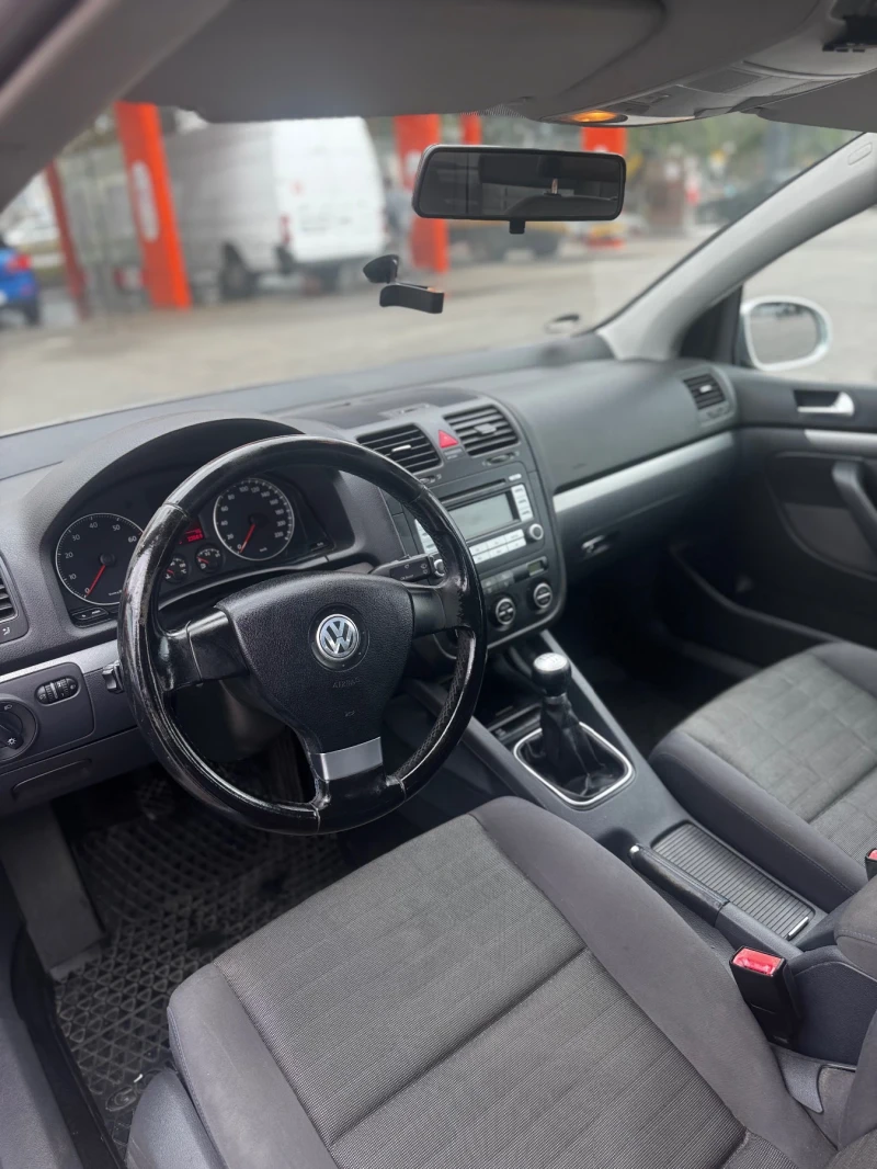 VW Golf, снимка 8 - Автомобили и джипове - 52811463