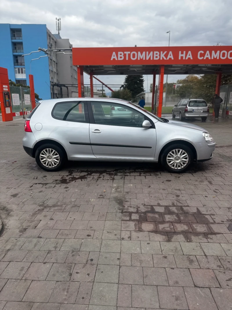 VW Golf, снимка 2 - Автомобили и джипове - 52811463