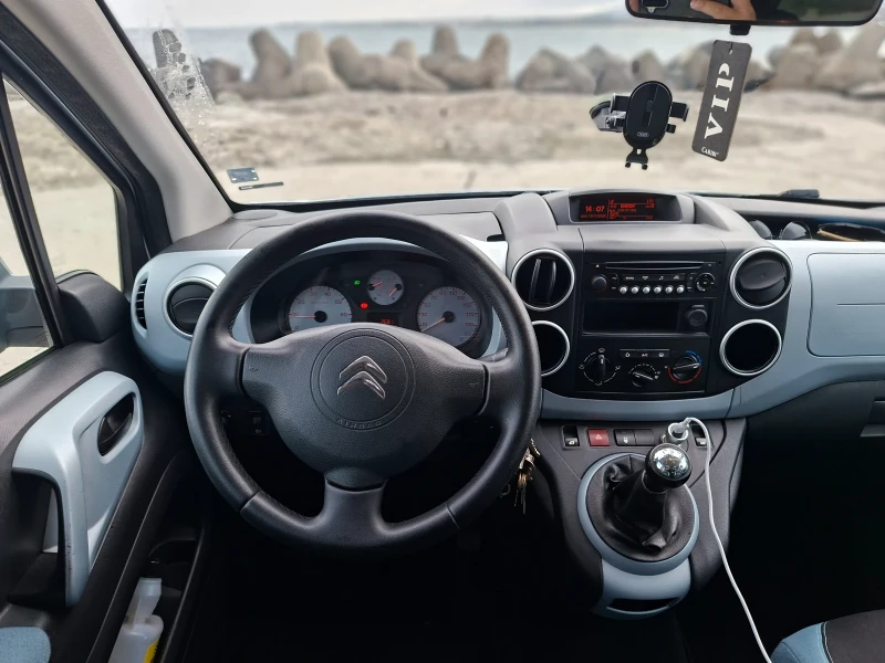 Citroen Berlingo 1.6hdi 92коня N1 4+ 1 товарен автомобил, снимка 12 - Автомобили и джипове - 52472414