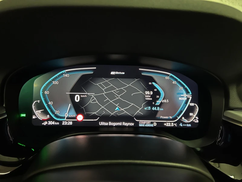 BMW 530 xDrive Plug-in hybrid, снимка 16 - Автомобили и джипове - 52598094