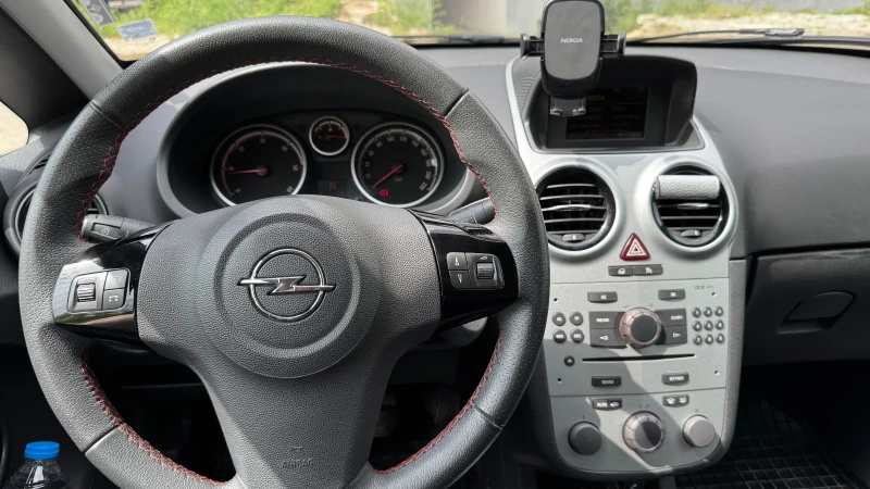 Opel Corsa, снимка 8 - Автомобили и джипове - 53187859