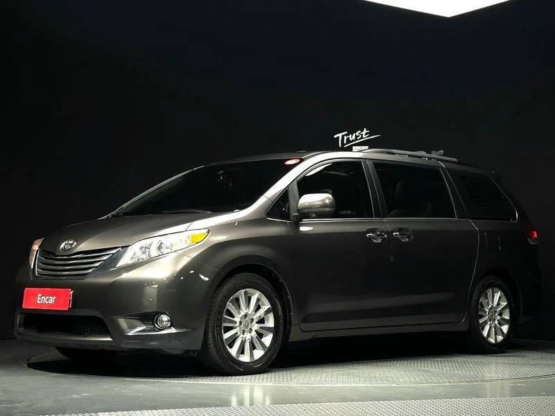 Toyota Sienna 3.5 2GR Automatic