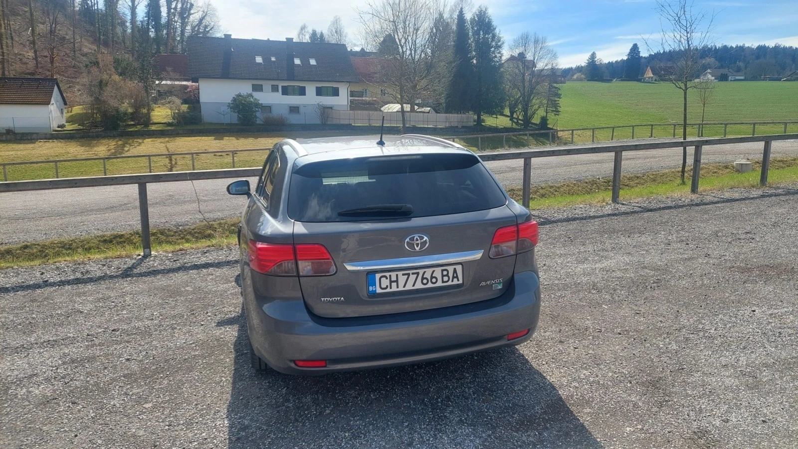 Toyota Avensis 2.2 D-CAT - изображение 3