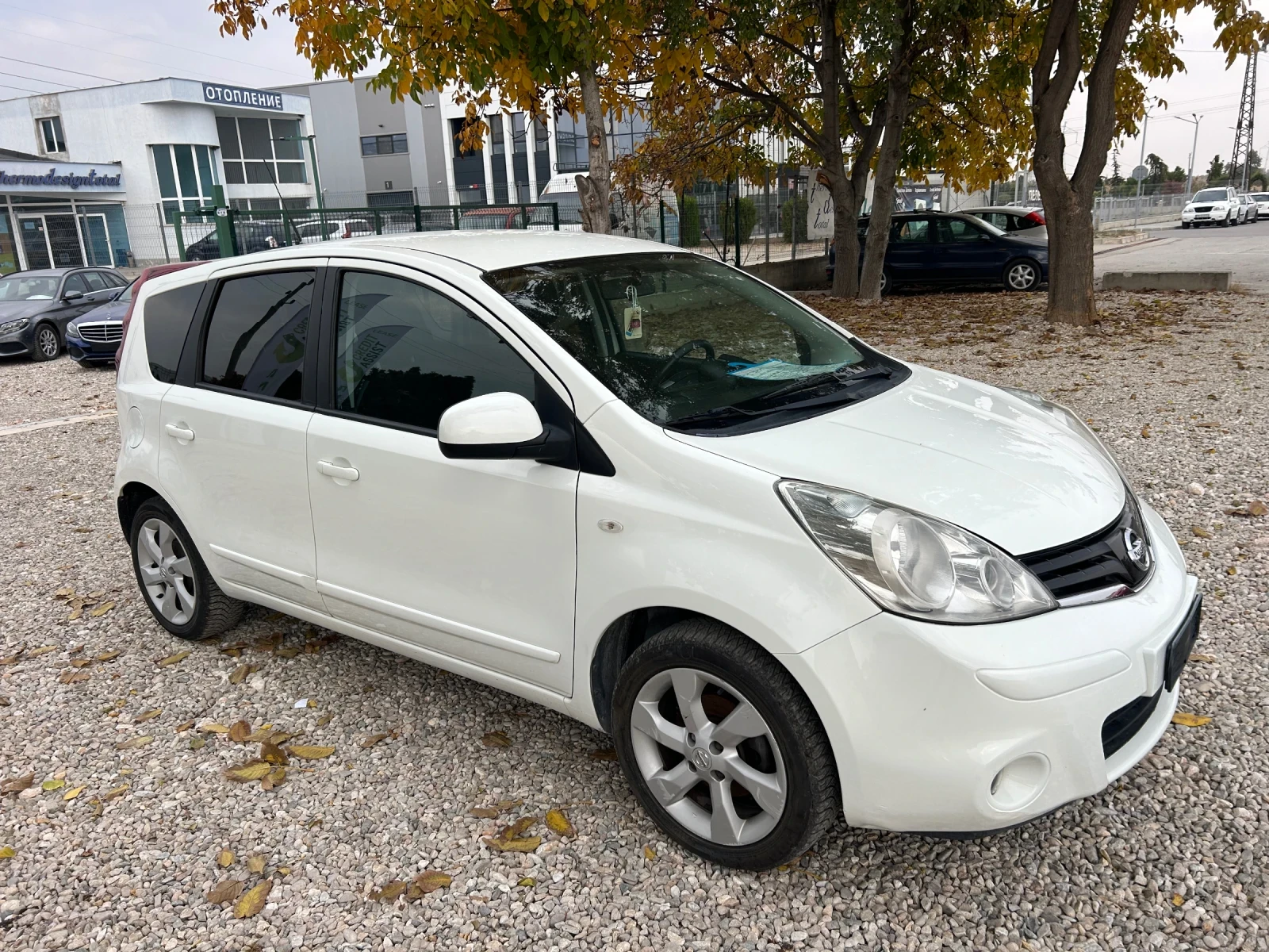 Nissan Note 1.4 i NAVI - изображение 2