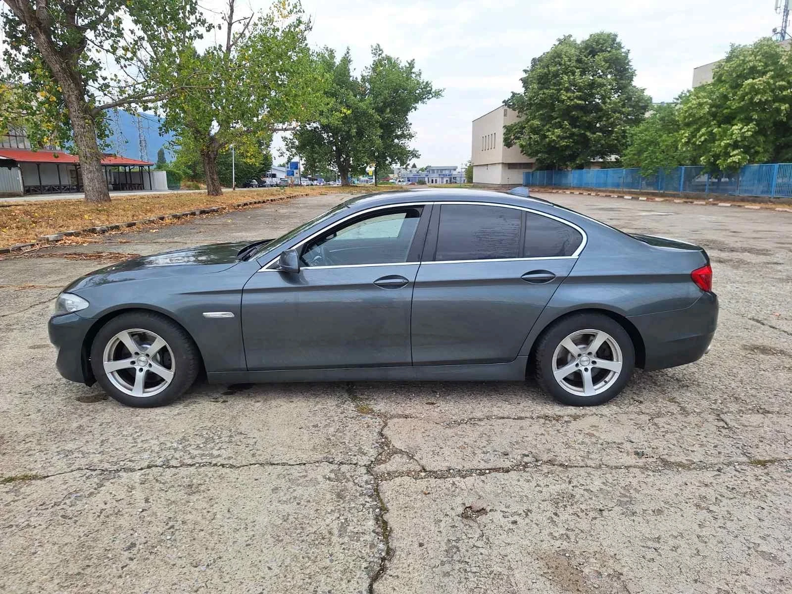 BMW 530 d 258k.s. - изображение 5