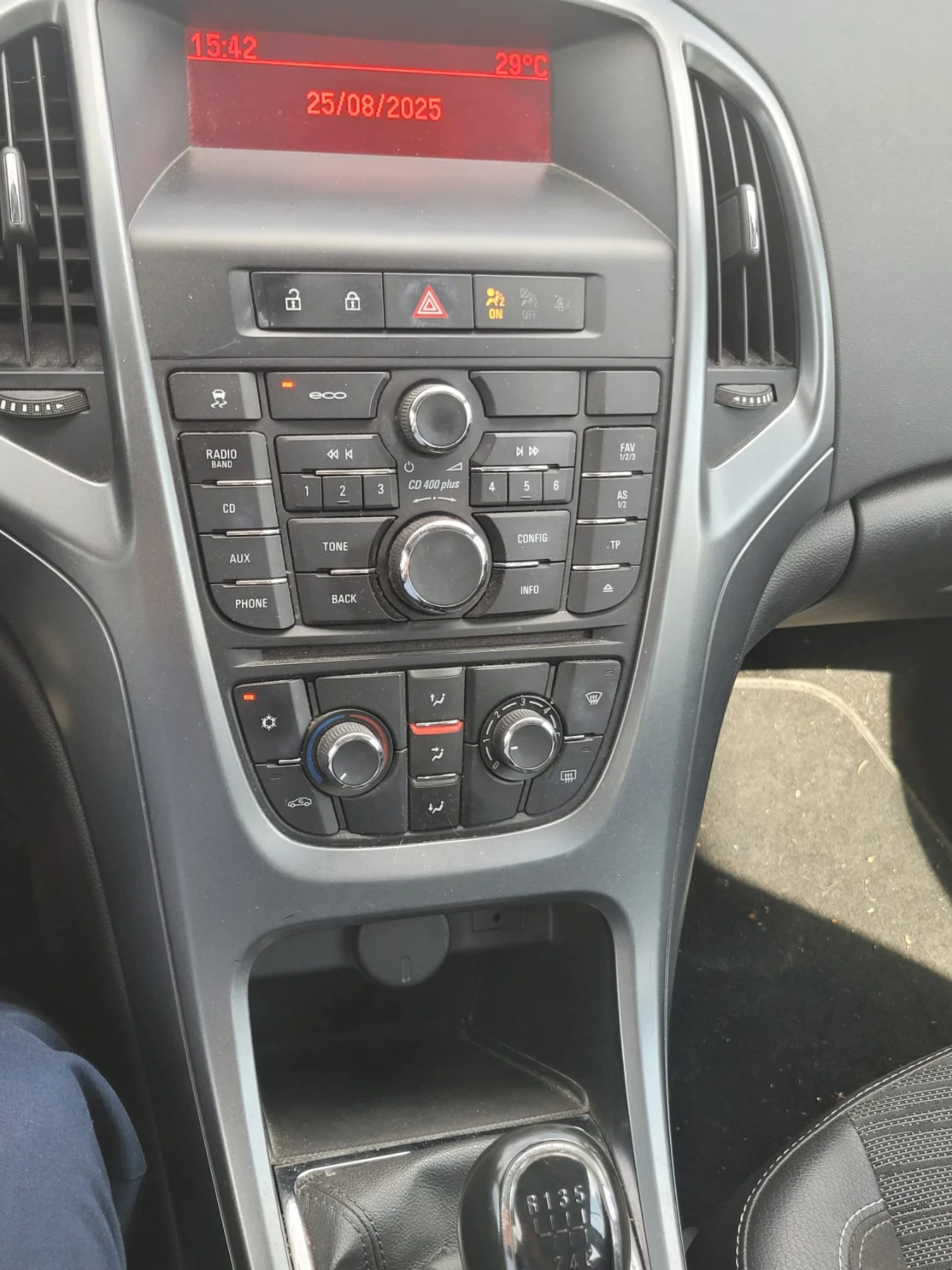 Opel Astra 1.6 110кс EURO 6 150000KM - изображение 8