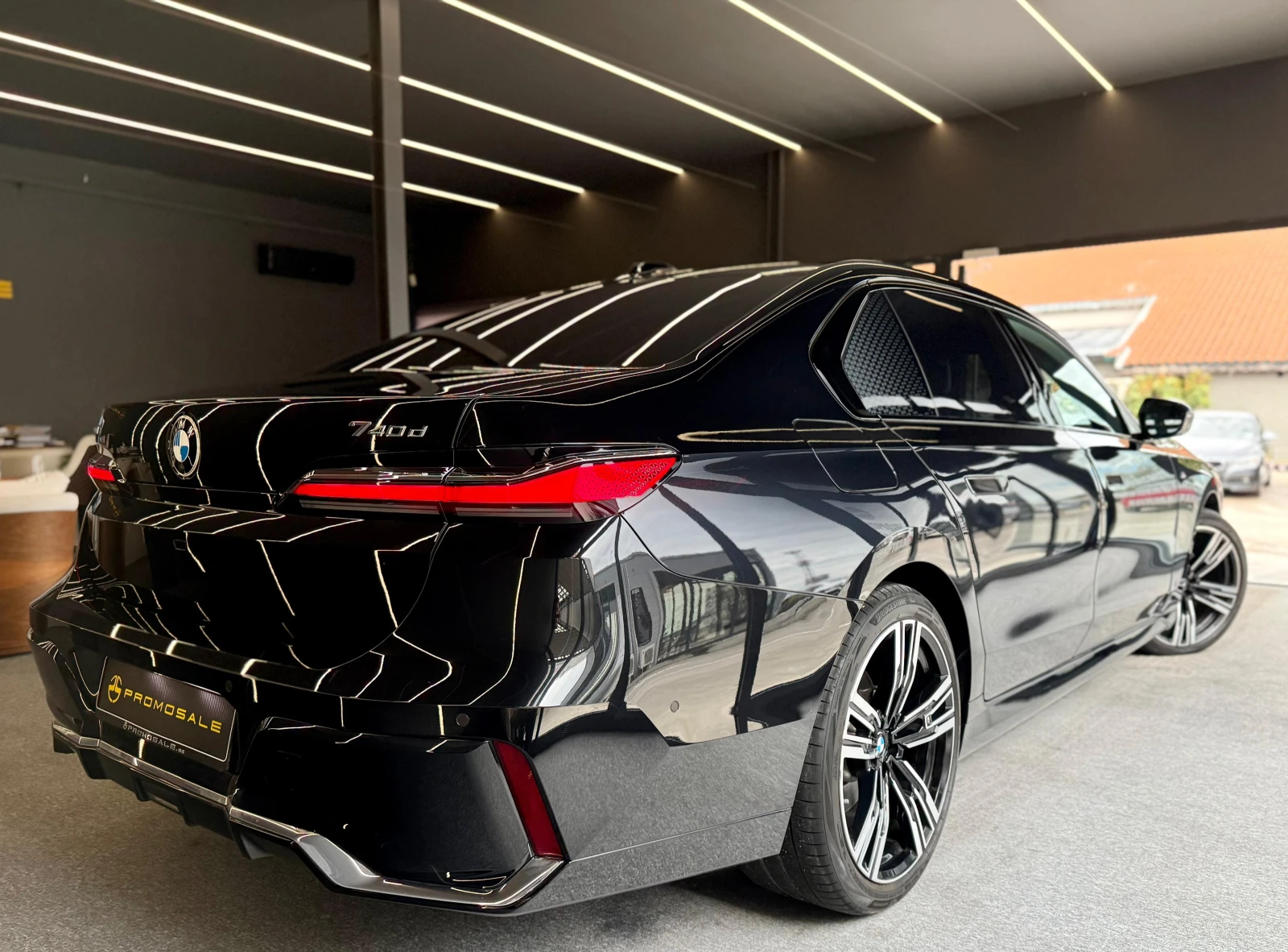 BMW 740 D* Xdrive* Bowers&Wilkins* Лизинг* Pano Sky Lounge - изображение 6