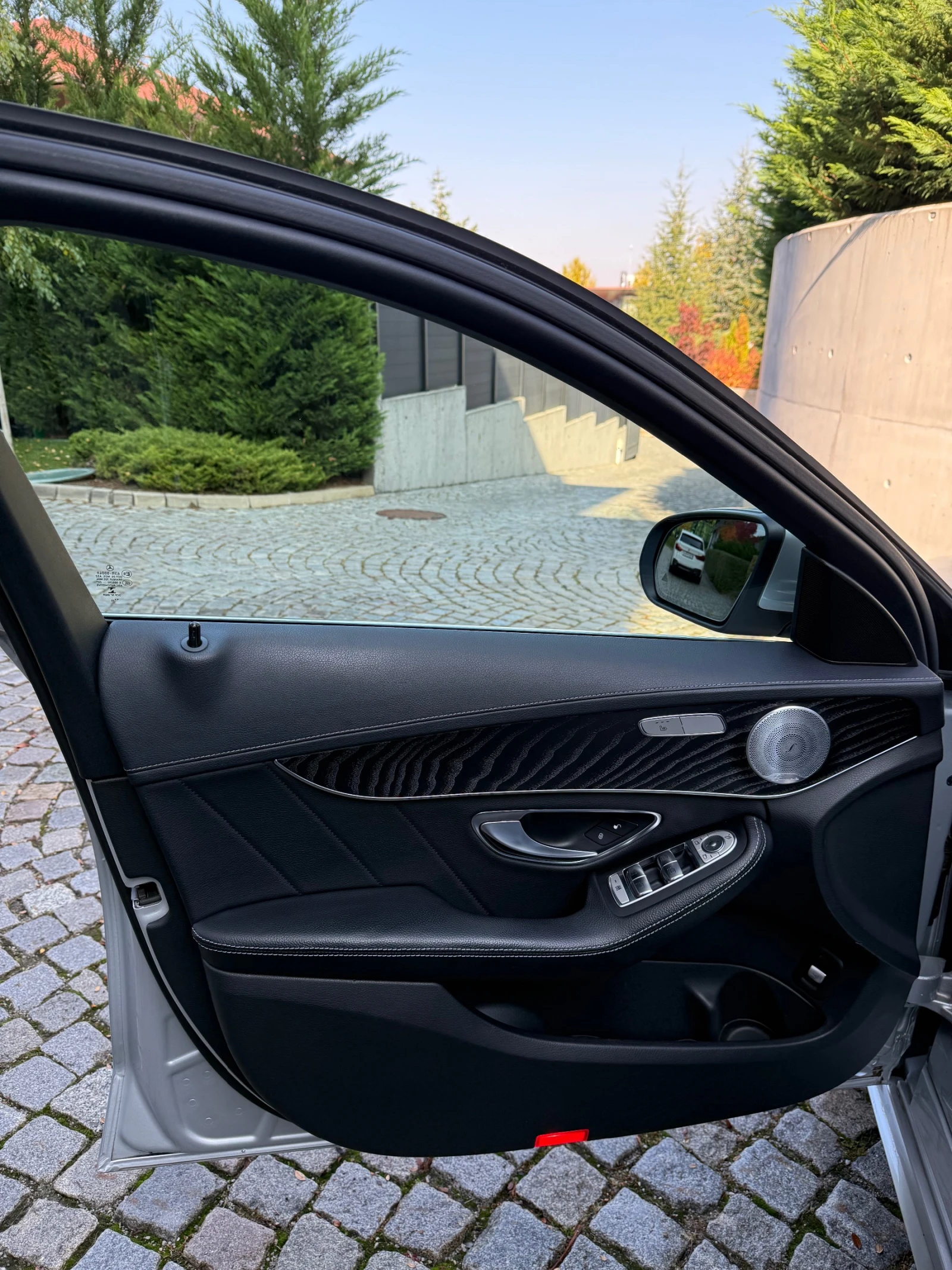 Mercedes-Benz C 250 4 MATIC, AMG Line, BURMESTER, LEDER, PANORAMA, Kam | Mobile.bg � ����������� 12