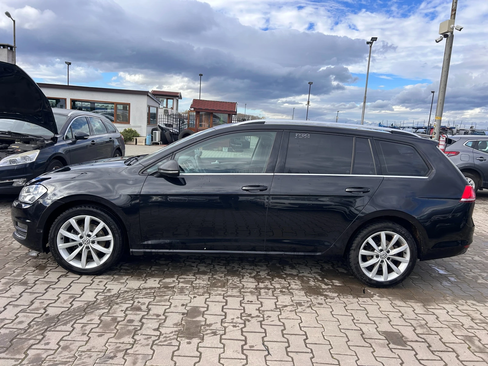VW Golf 1.6TDI AVTOMAT/NAVI/KAMERA/KOJA EURO 6 | Mobile.bg   9