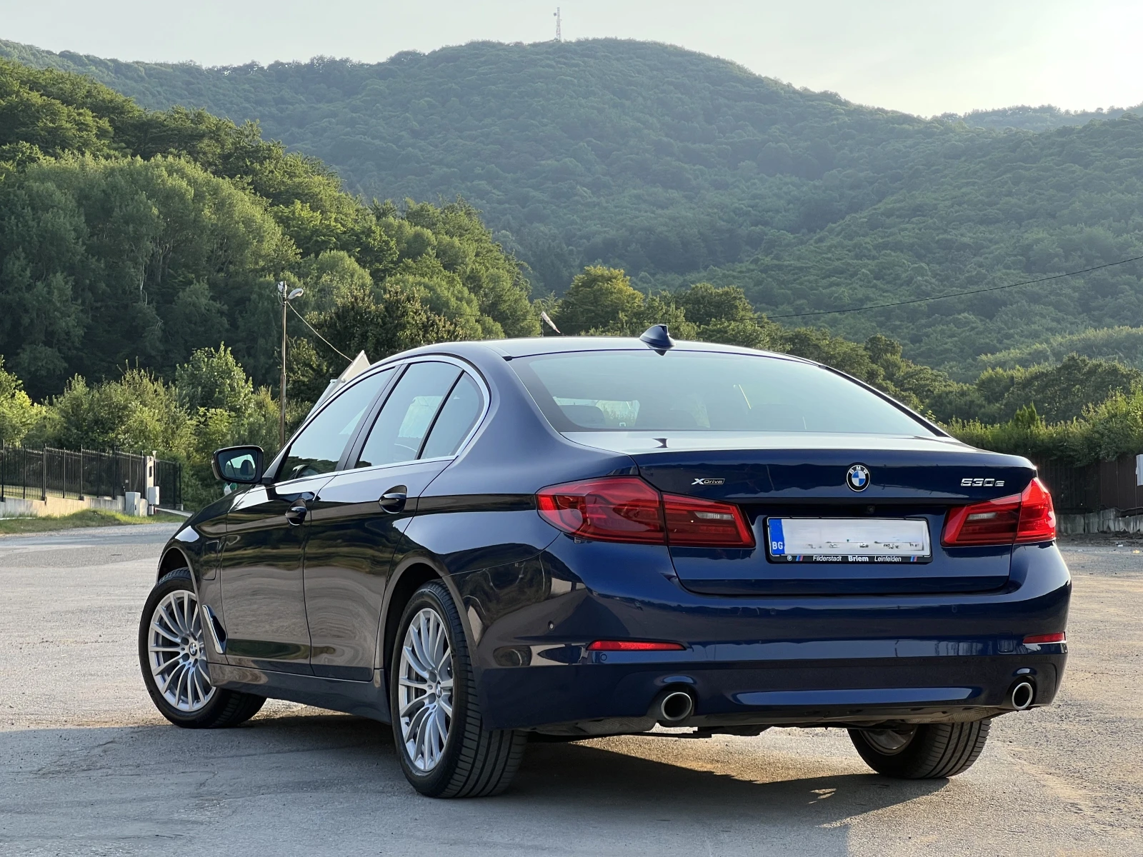 BMW 530 xDrive Plug-in hybrid - изображение 7