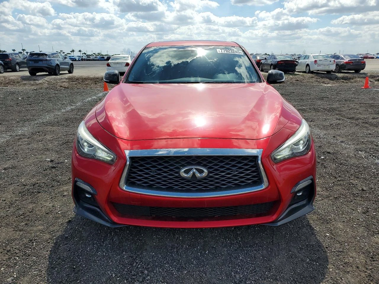 Infiniti Q50 3.0l Red Sport 400 - изображение 5