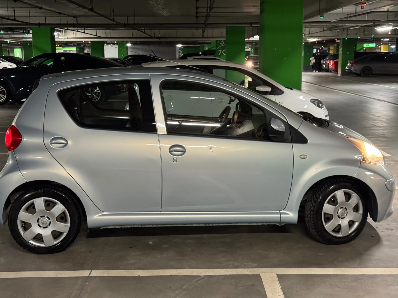 Toyota Aygo, снимка 3 - Автомобили и джипове - 53828351