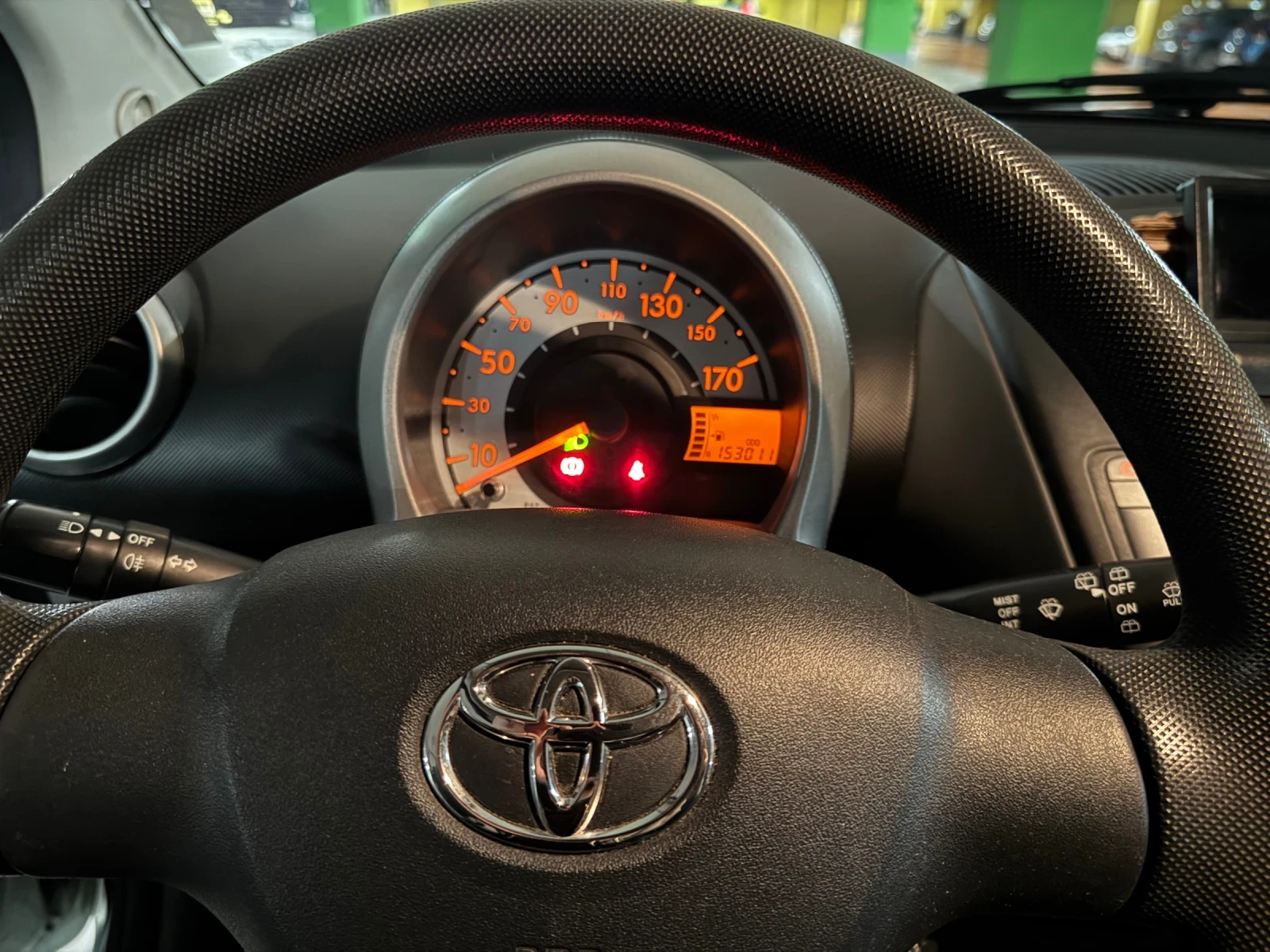 Toyota Aygo, снимка 10 - Автомобили и джипове - 53828351