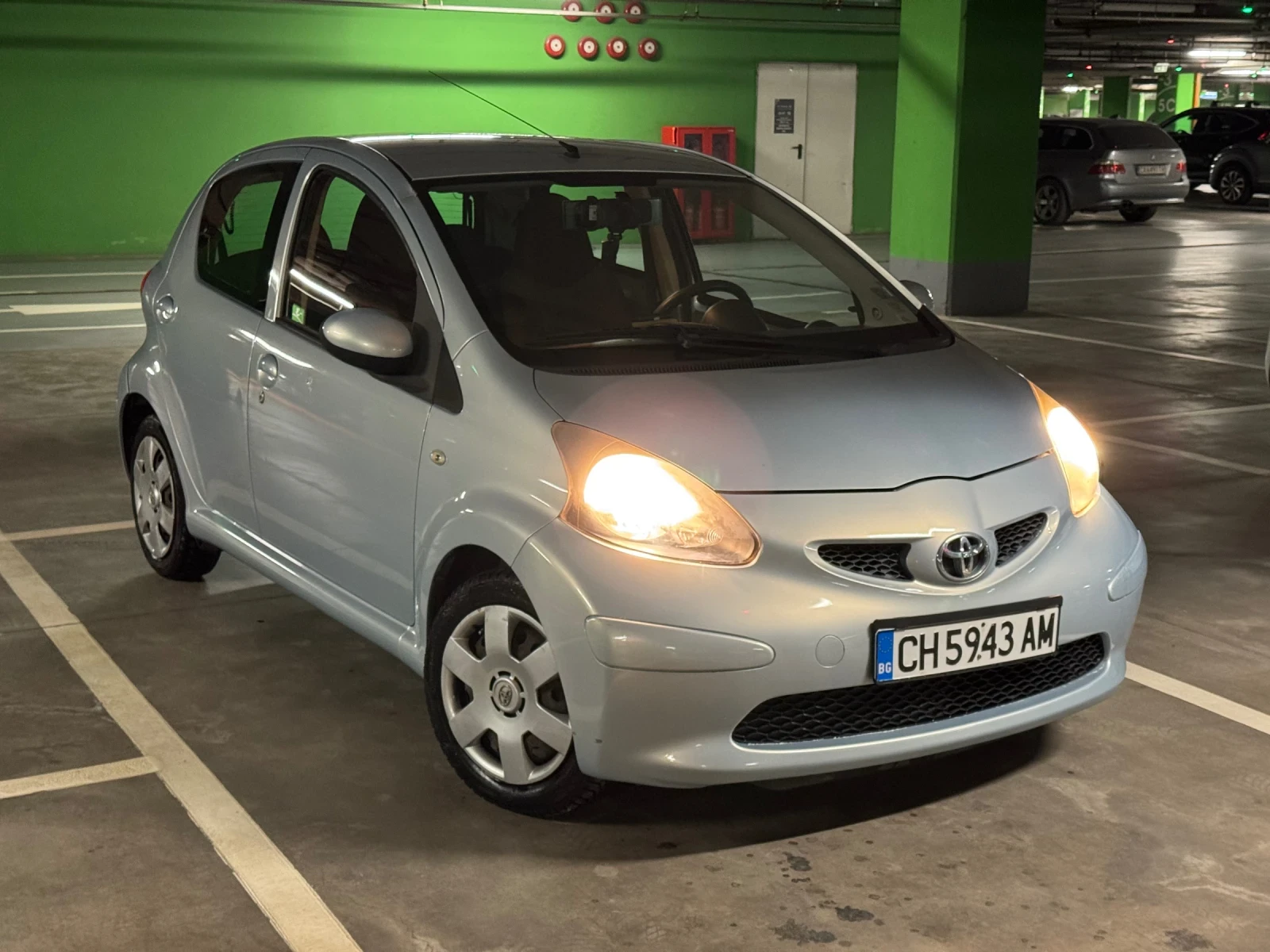 Toyota Aygo, снимка 2 - Автомобили и джипове - 53828351