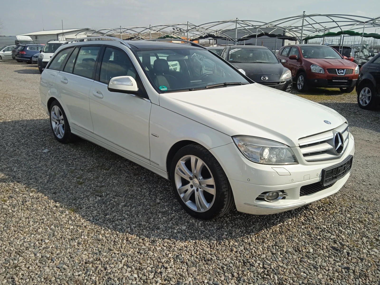Mercedes-Benz C 200 Avagarde, снимка 2 - Автомобили и джипове - 53876156