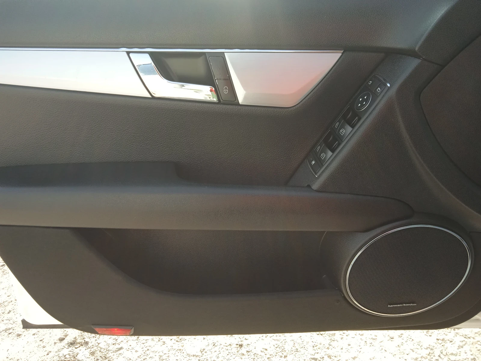 Mercedes-Benz C 200 Avagarde, снимка 7 - Автомобили и джипове - 53876156