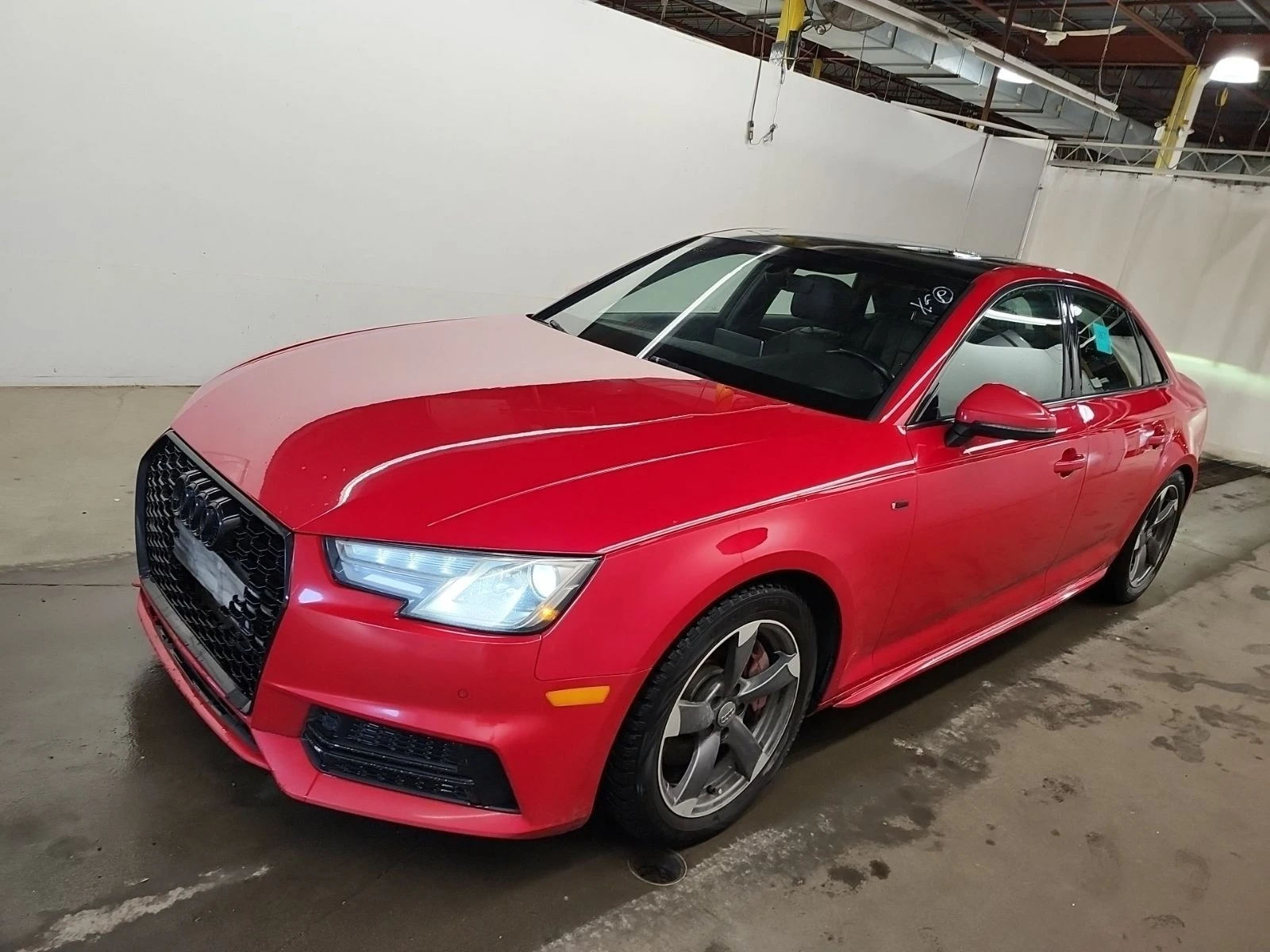 Audi A4 PROGRESSIV С РЕГИСТРАЦИЯ & АВТО КРЕДИТ , снимка 2 - Автомобили и джипове - 53948587