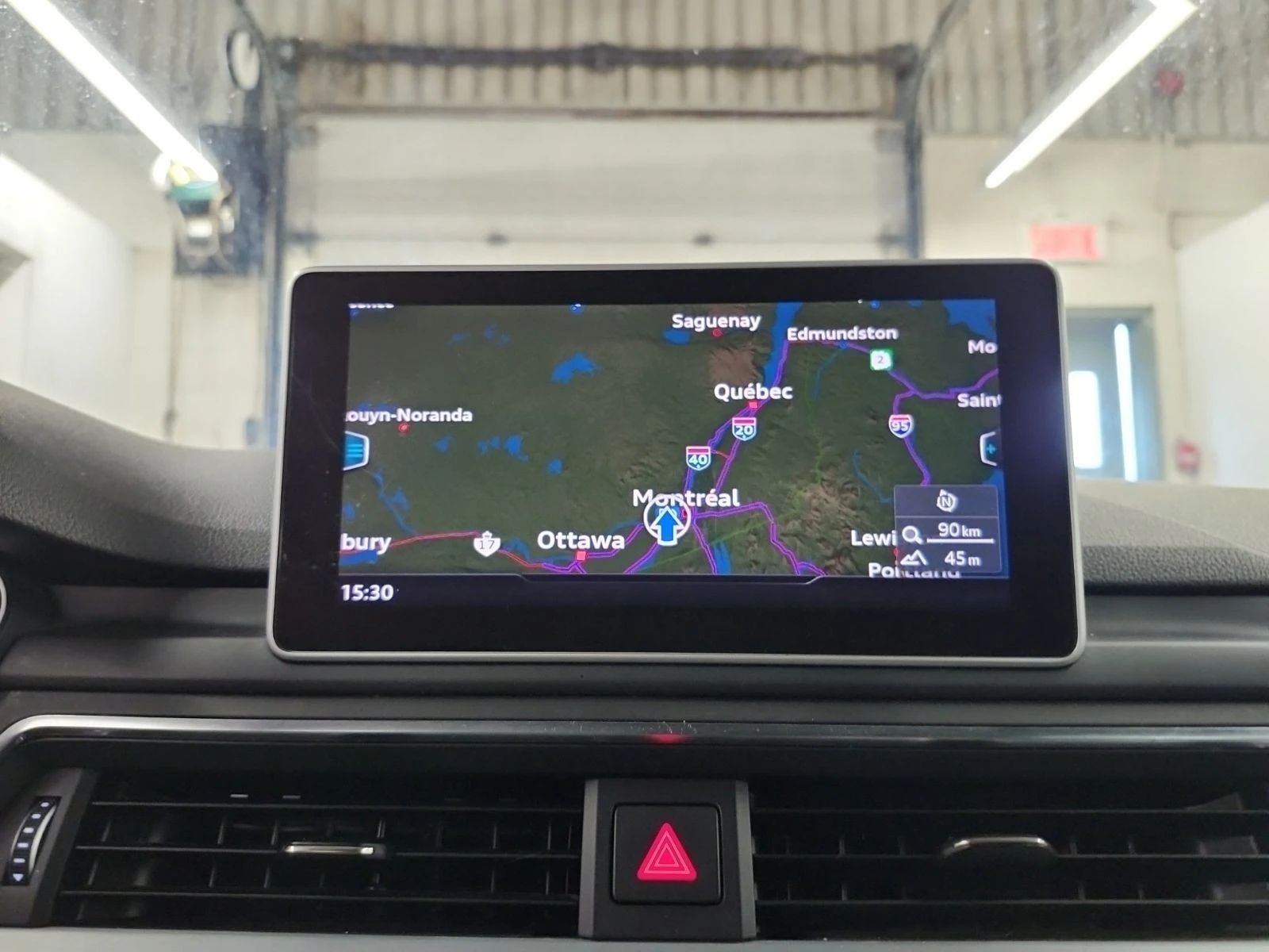 Audi A4 PROGRESSIV С РЕГИСТРАЦИЯ & АВТО КРЕДИТ , снимка 9 - Автомобили и джипове - 53948587