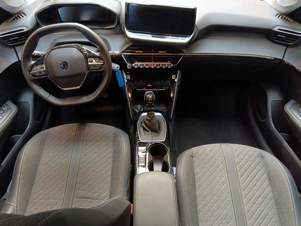 Peugeot 208 1.2 Allure Pack, снимка 5 - Автомобили и джипове - 54080375