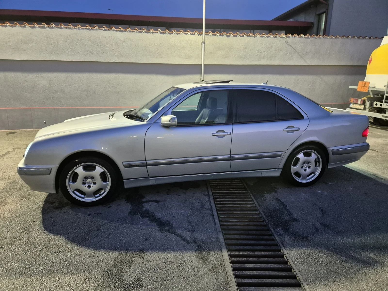 Mercedes-Benz E 280 Elegance 